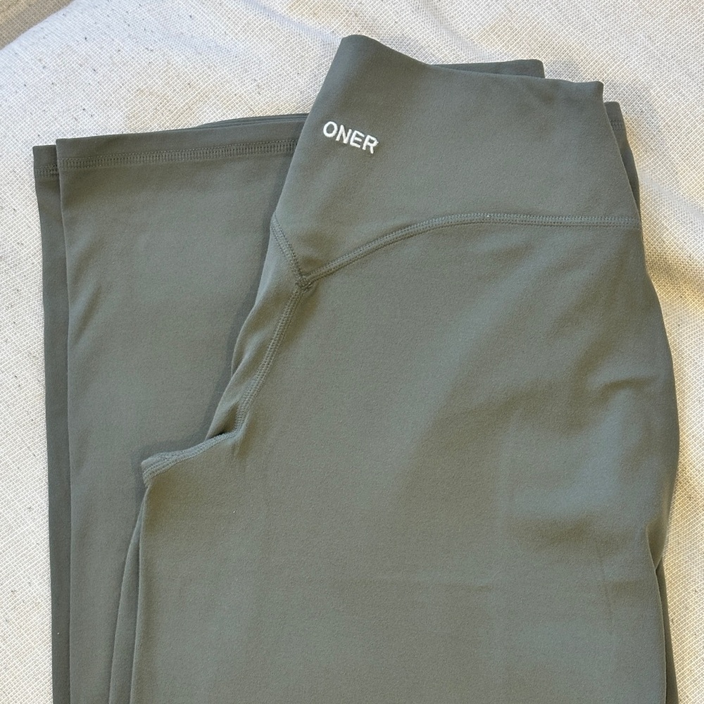 Oner Active  straight leg Alpine green
